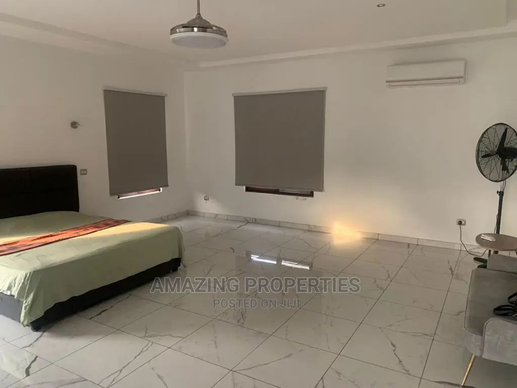 5bdrm House in A&C Mall Area for rent