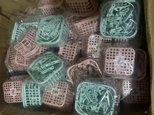 30 Pieces Pegs