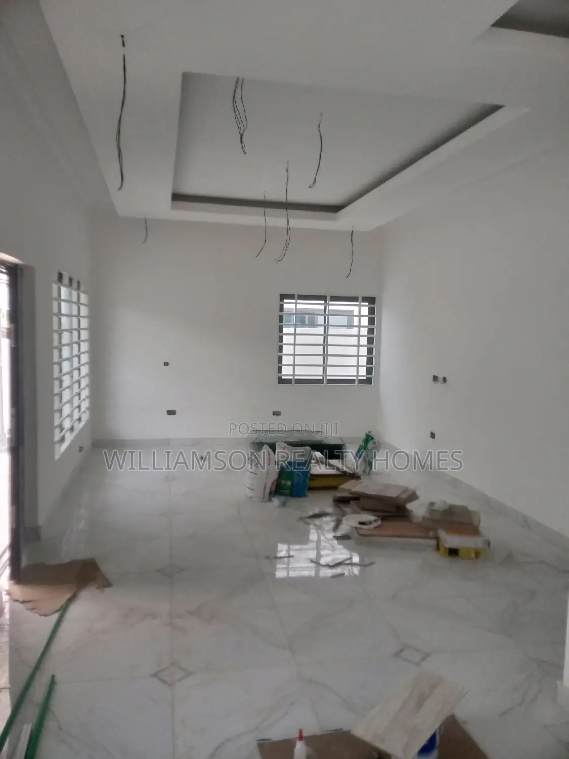 3bdrm House in Hfc Estate, Spintex for sale