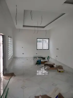 3bdrm House in Hfc Estate, Spintex for sale