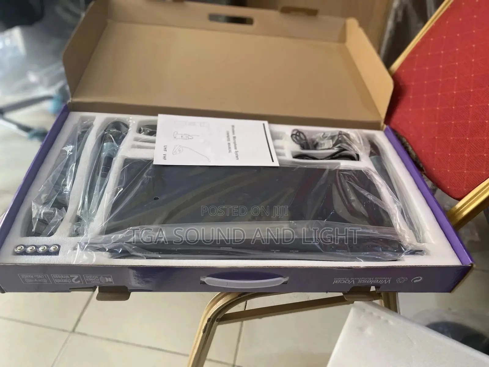 Shure U6600 4-in-1 Microphone With Wireless Receiver