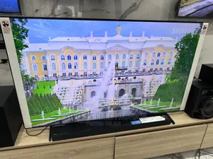 Smart Tizen Glossy Operating System Samsung UHD 65cu8002