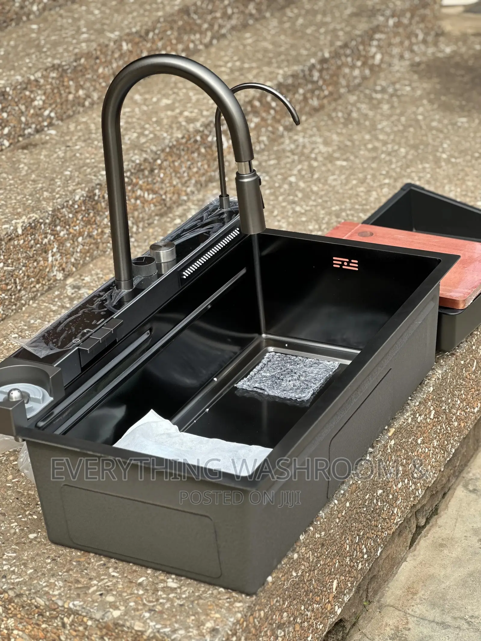 Antirust Waterfall Sink-Smart Kitchen Sink-Piano Controls-Cup Washer