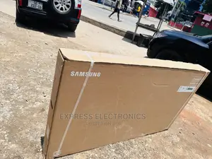 Samsung Bondless Design UHD Smart 55”Au7022 Samsung Tv 