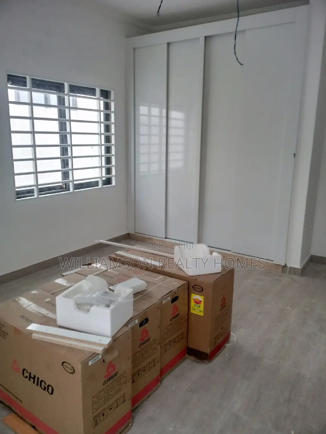 3bdrm House in Hfc Estate, Spintex for sale