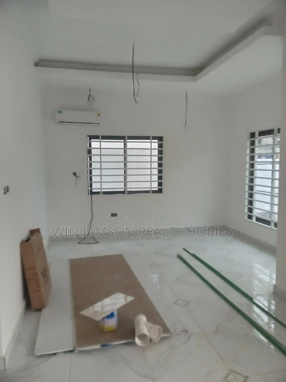 3bdrm House in Hfc Estate, Spintex for sale