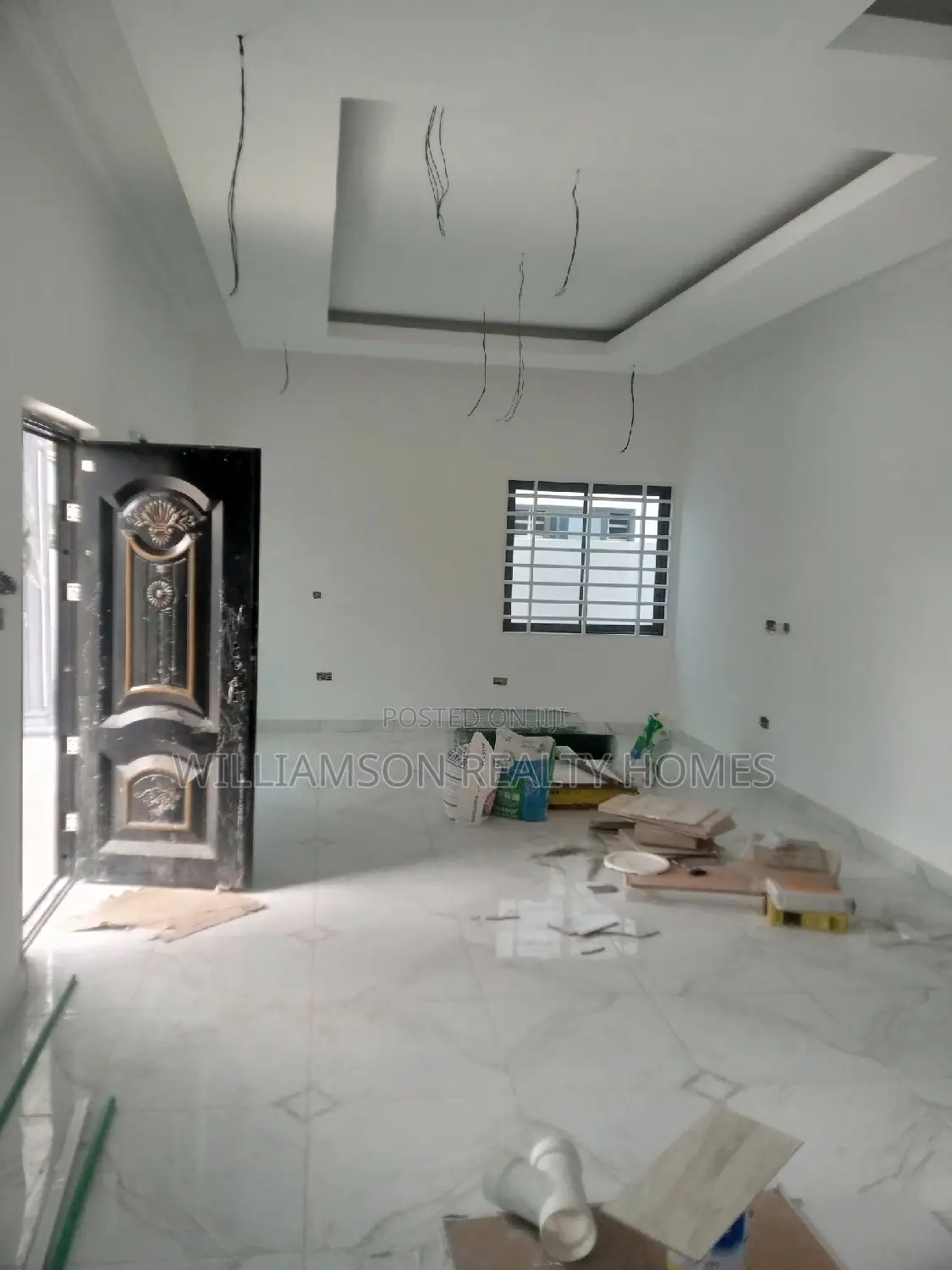 3bdrm House in Hfc Estate, Spintex for sale