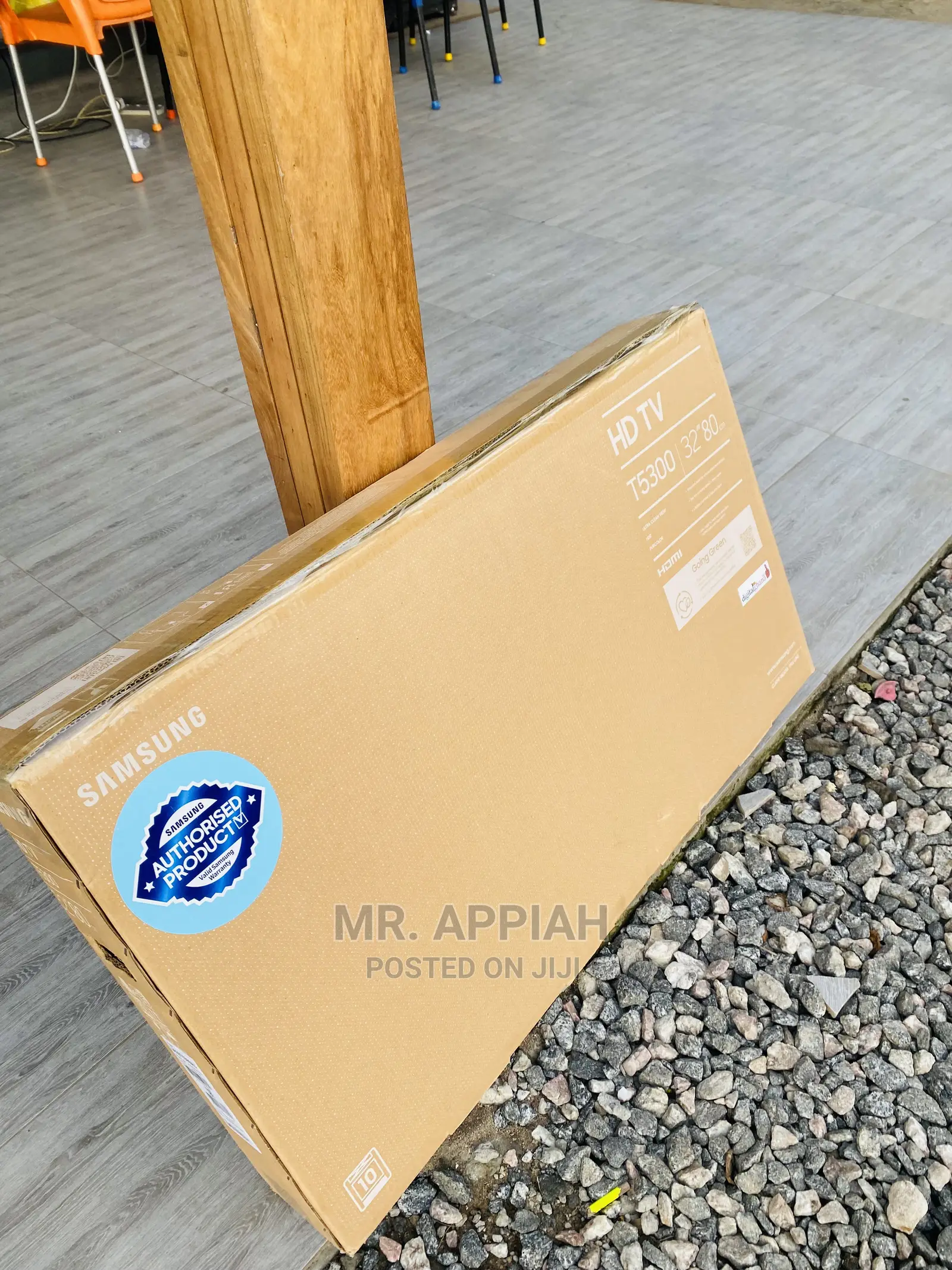 Fresh in Box Samsung 32 Inch Uhd Smart Tv