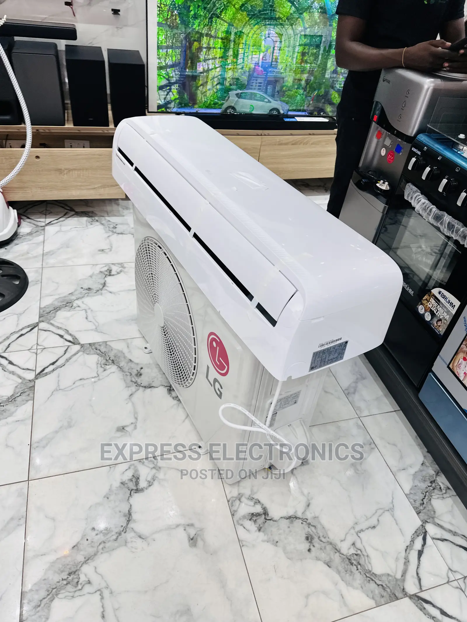 Airslim Ultra Unique Split R410 Gas 2.5hp Lg AC
