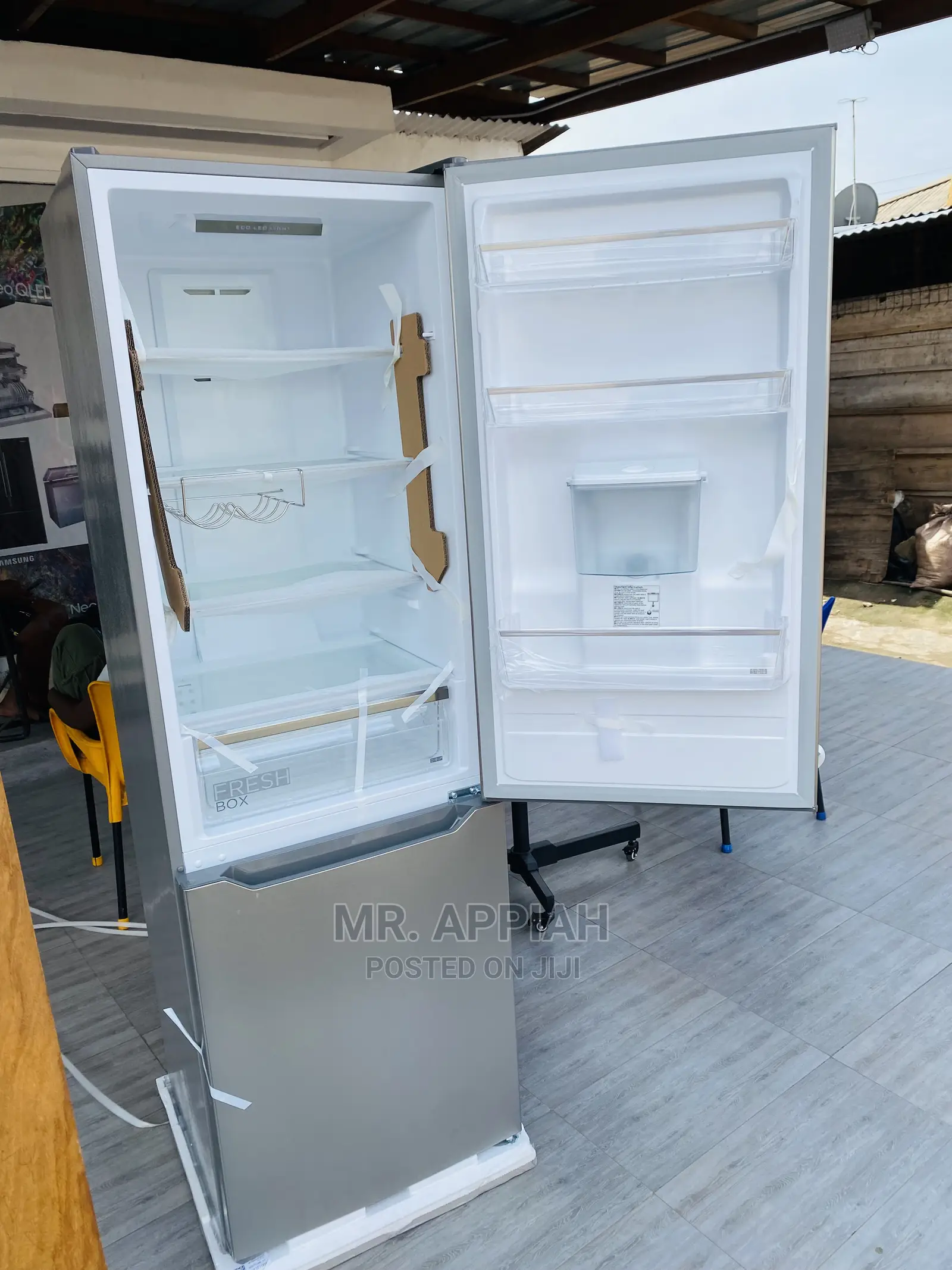 Durable and Affordable Midea Refrigerator With Dispenser.