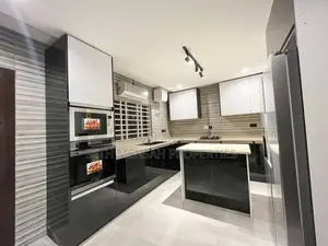 4bdrm House in Ashomang Estate for sale