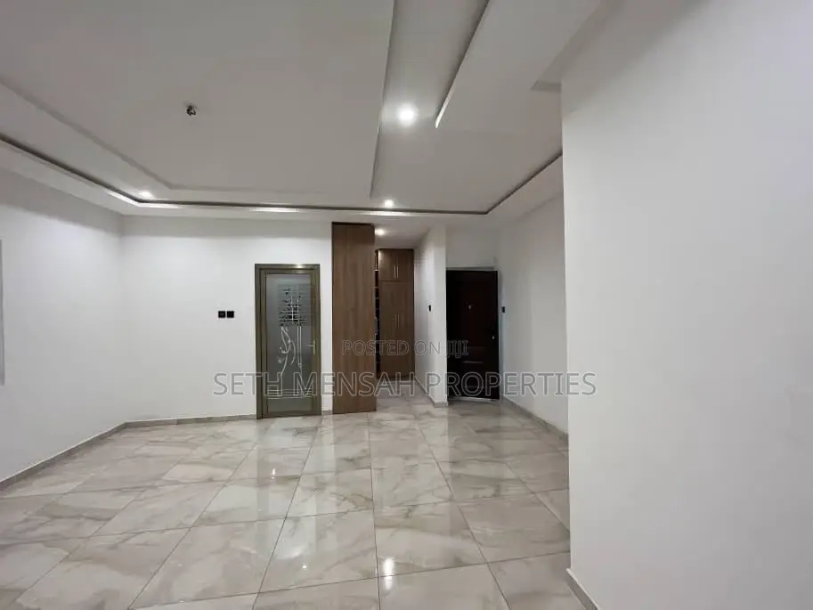 4bdrm House in Ashomang Estate for sale