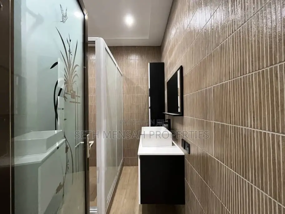 4bdrm House in Ashomang Estate for sale