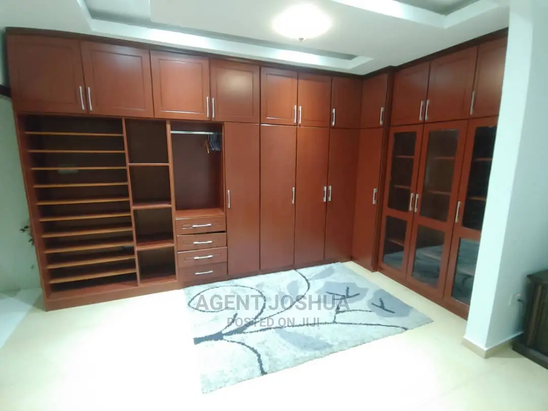 Furnished 4bdrm House in Lashibi for rent