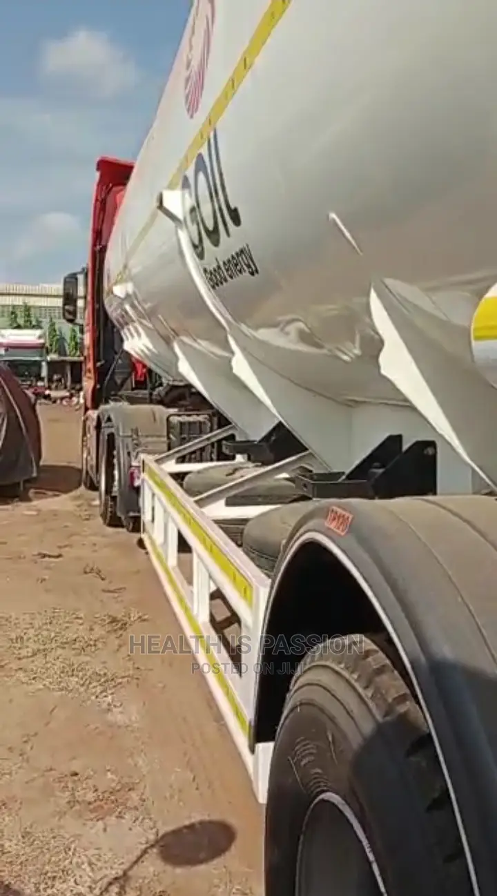 Major Dealer of New Fuel Gas Tankers, Trailers, No Head