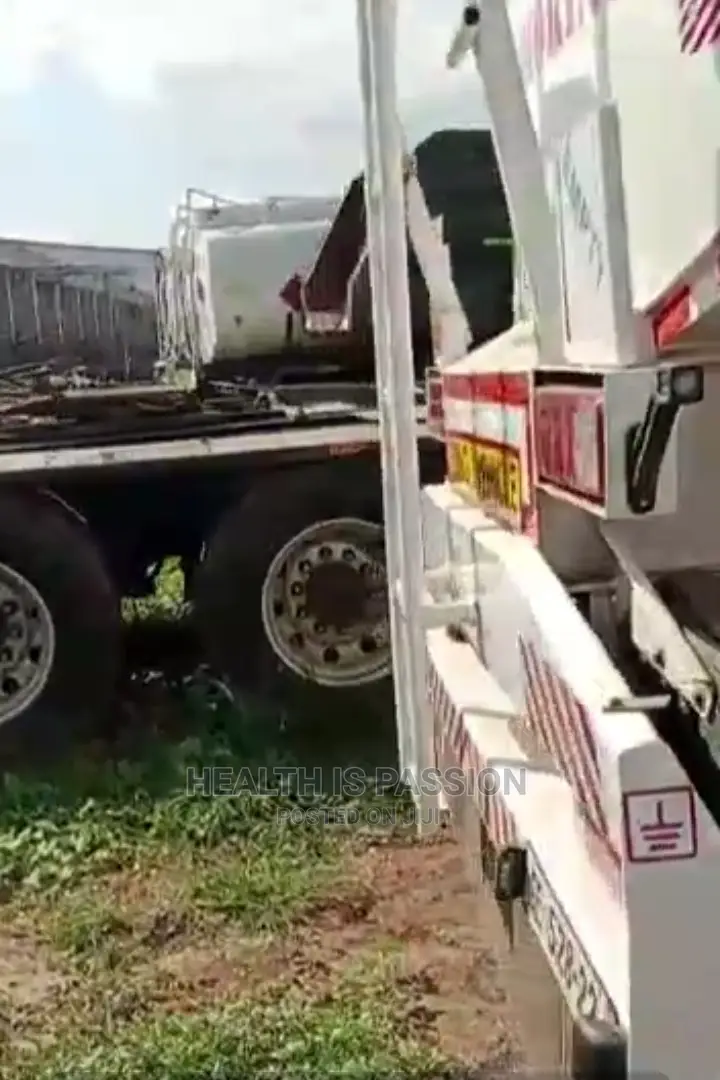 Major Dealer of New Fuel Gas Tankers, Trailers, No Head