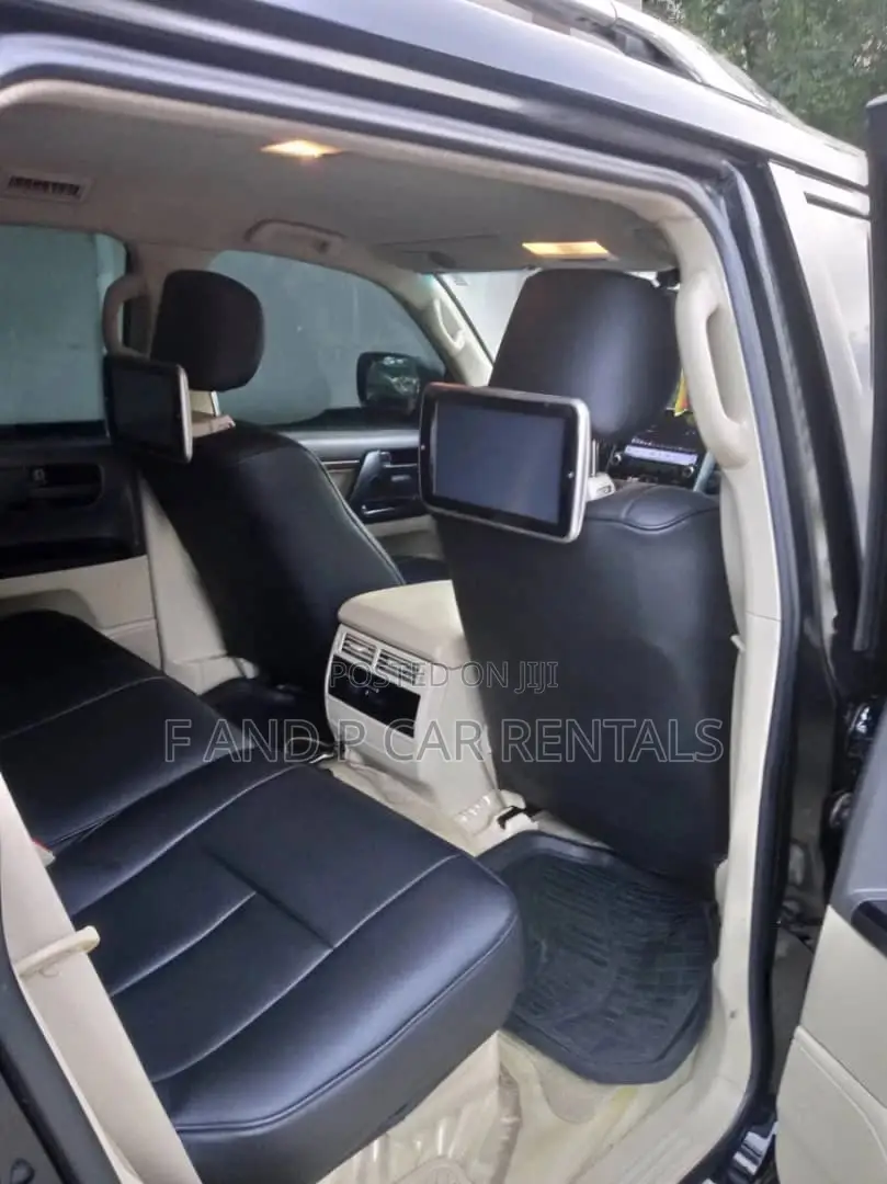 Car for Rent Land Cruiser V8 for Rentals