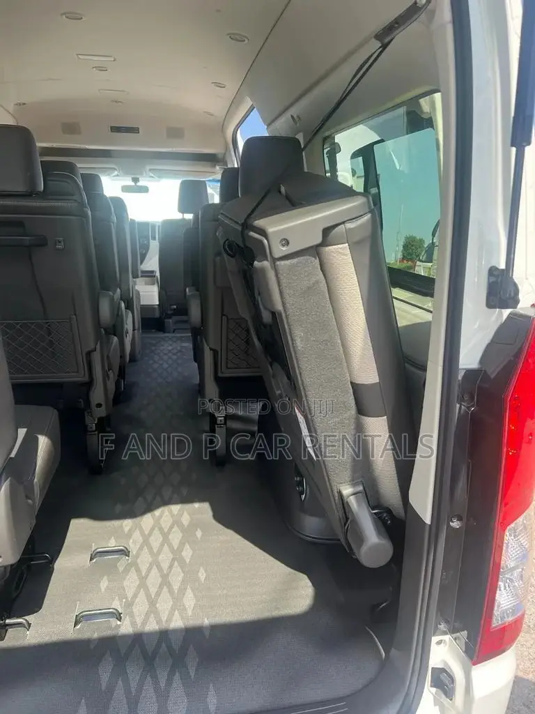 Car For Rent Hiace 13 Seater Bus For Rent
