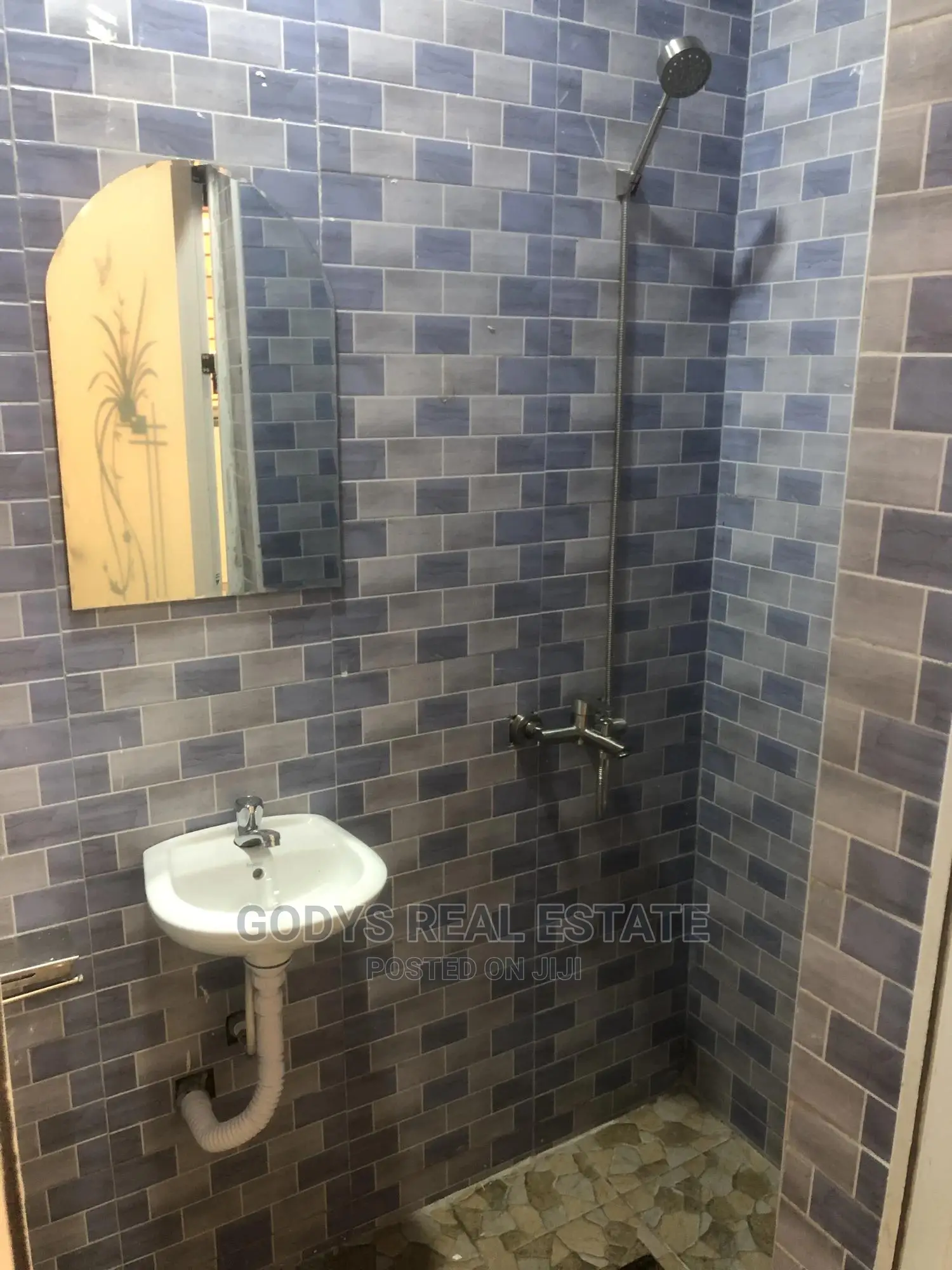 1bdrm Apartment in Opeikuma, Kasoa for rent