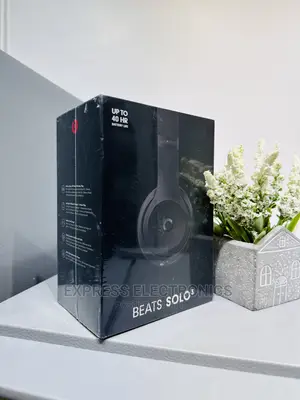 Unlimited Entertainment Beats Solo 3 Headphones 