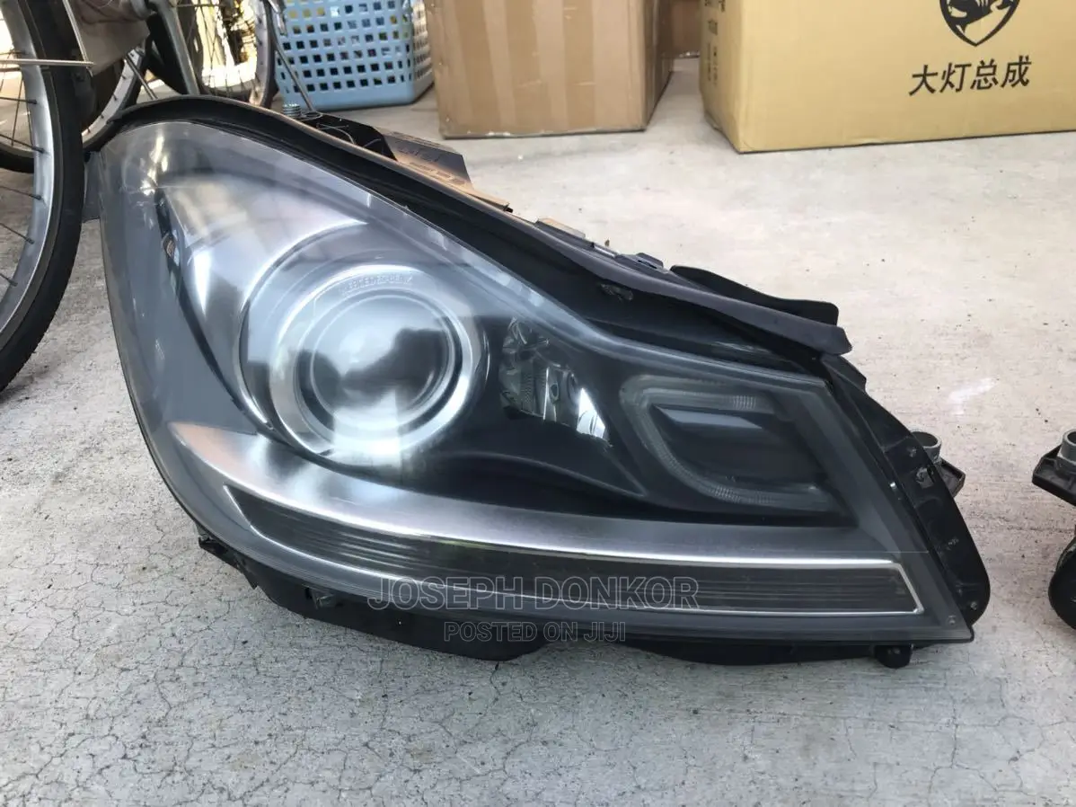 W204 C250 2011,2012,2013,2014 Headlight LED Pair