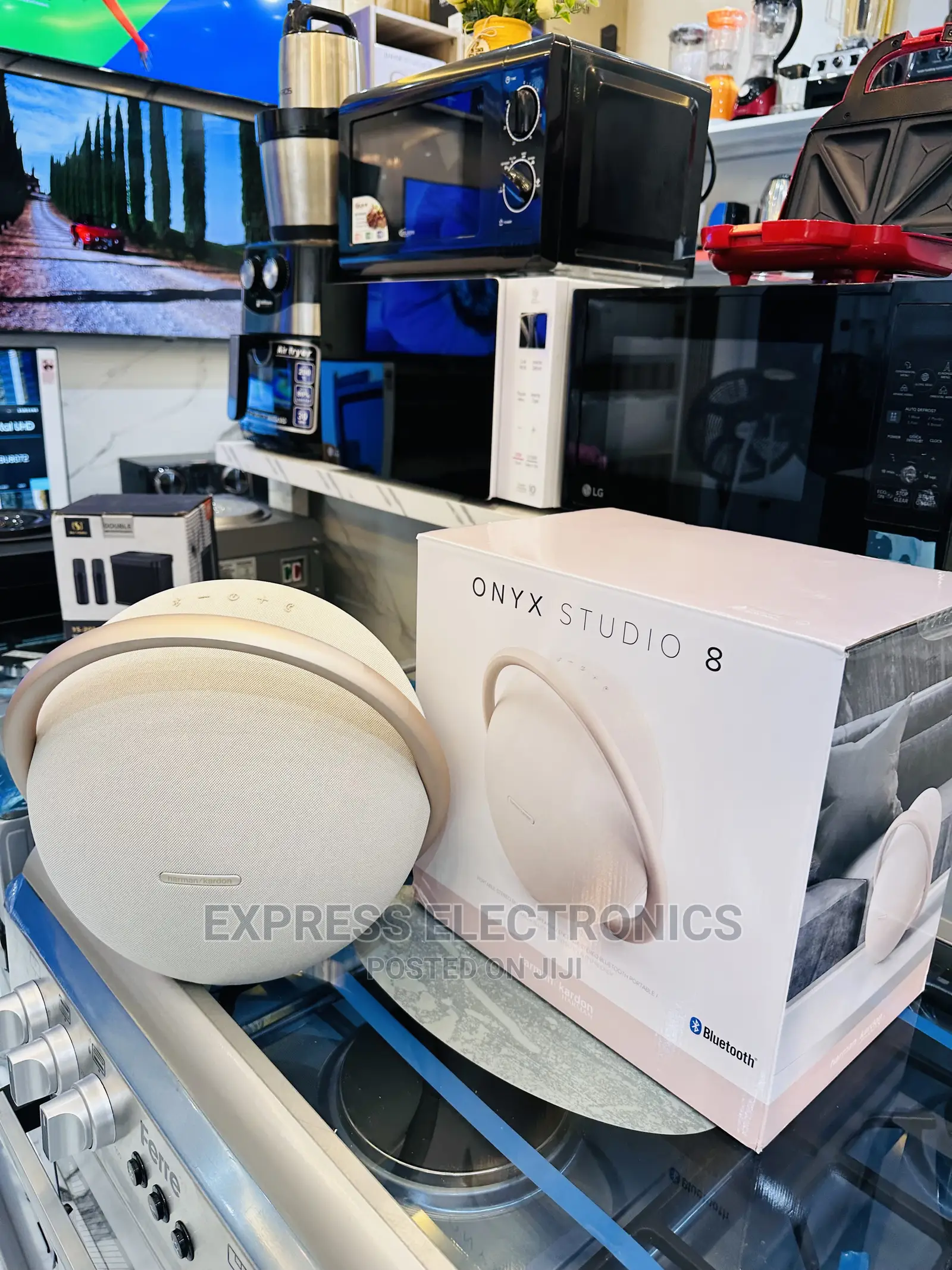 Zealous Sleek Onyx Studio 8 Bluetooth Speaker