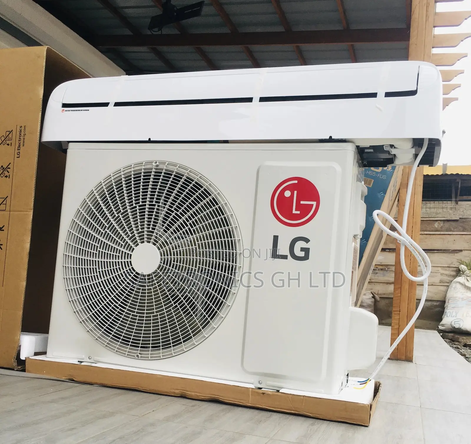 Lg Split System White Airconditioner 2.0hp R410 Gas
