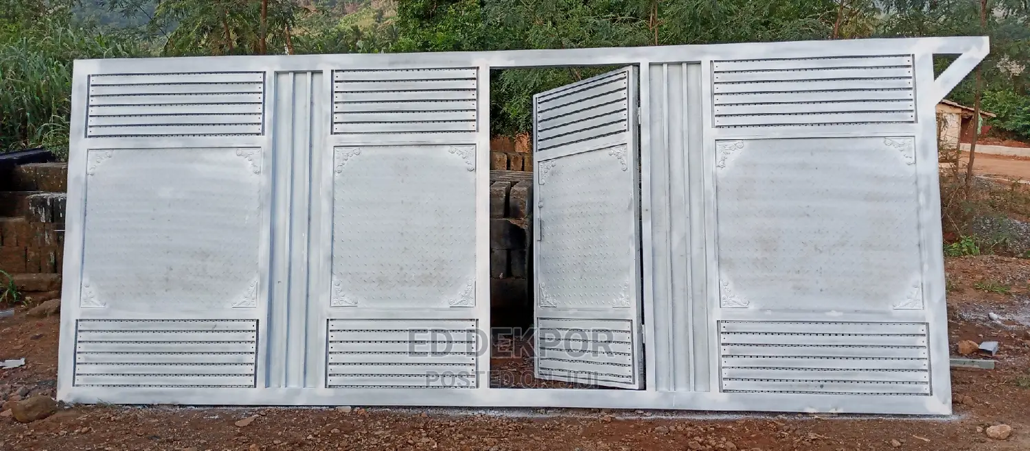 W Did Metal Sliding Gate