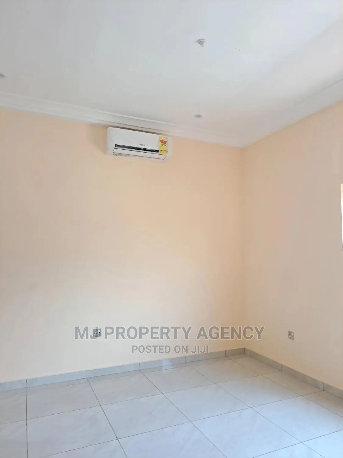 5bdrm House in Devtraco, Tema Metropolitan for sale