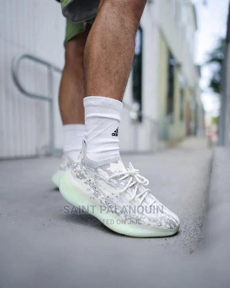 Adidas Aboost 380