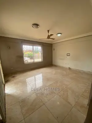 3bdrm Apartment in Ashaley Botwe for rent
