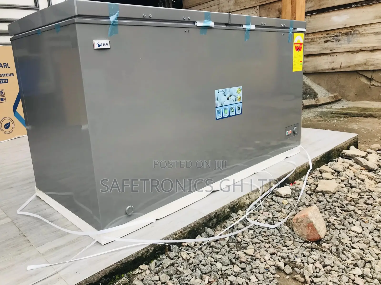 Quality Neat PCF-550 Doubledoor Chestfreezer Pearl 