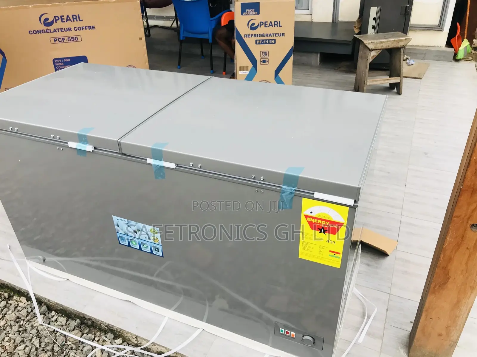Affordable  Chestfreezer  Doubledoor PCF-550 Pearl