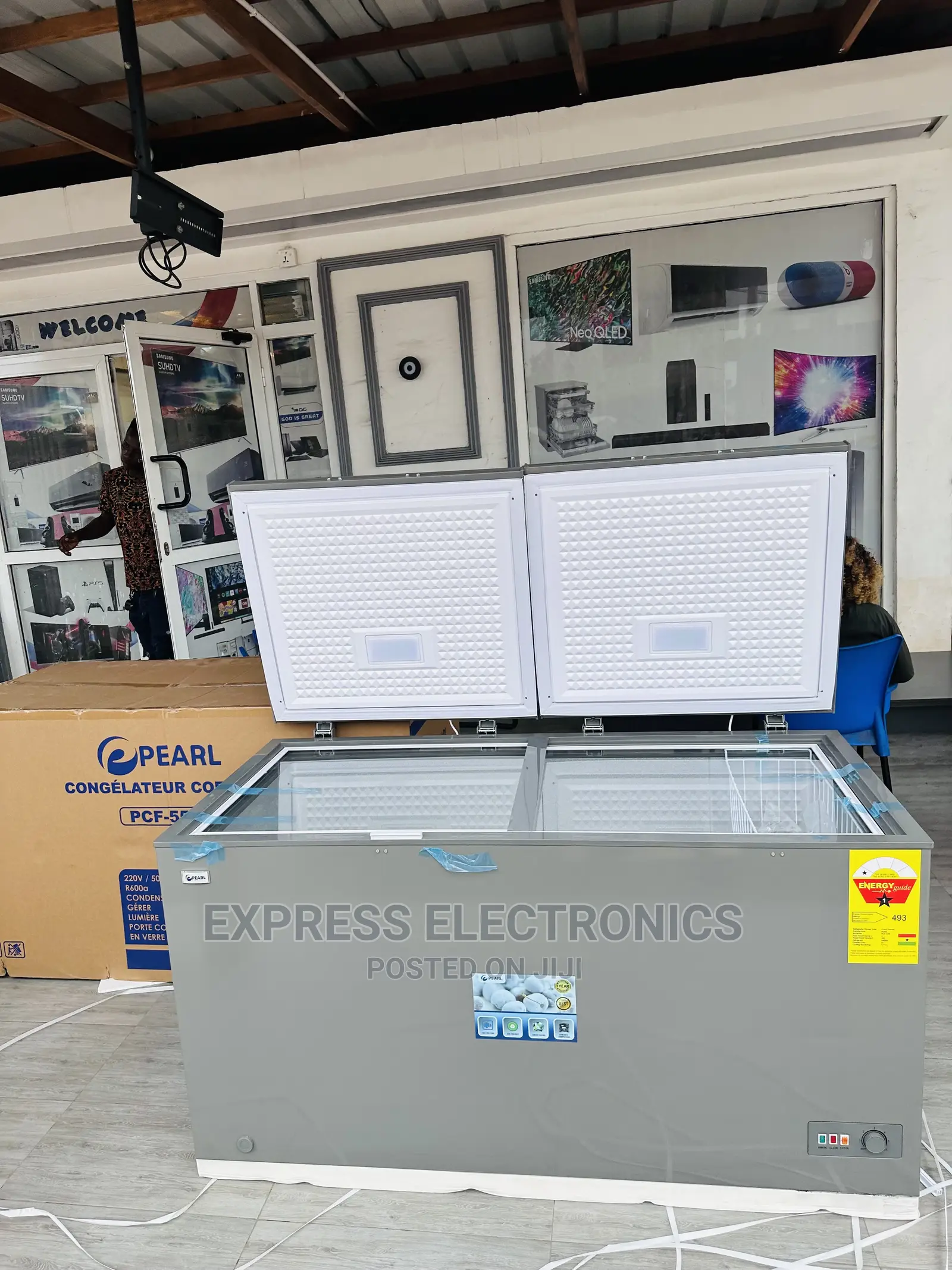 Removable Basket  Chest Freezer Double Door Pearl PCF-550