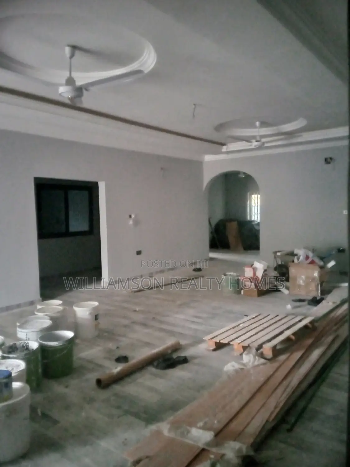 5bdrm House in Community 20 Estate, Spintex for rent