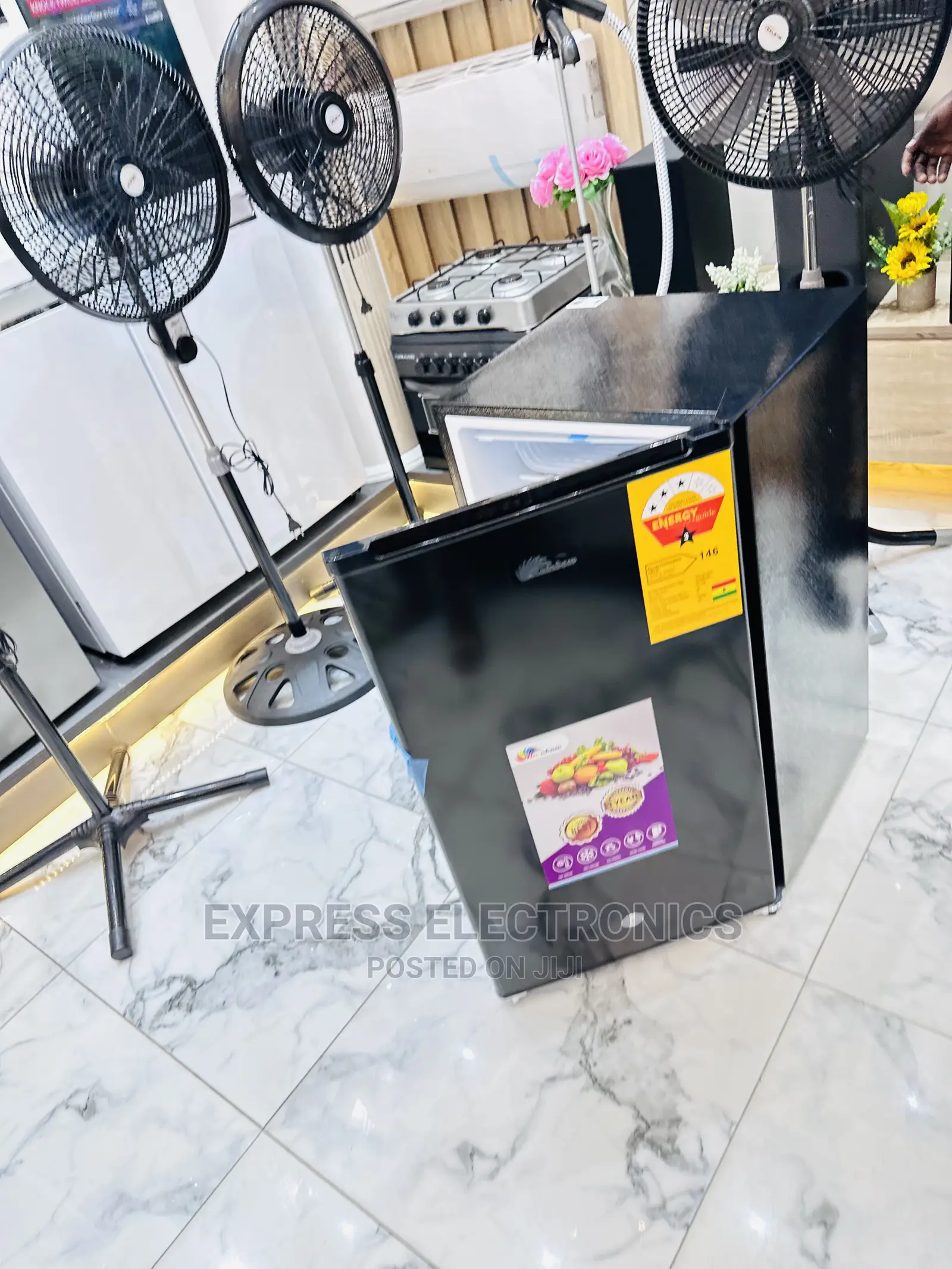 Eco Friendly Black Table Top Fridge Rainbow 