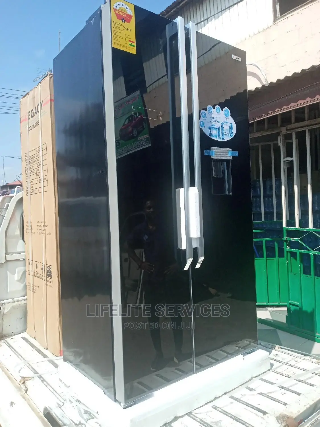 Glass Door Fridge Side by Side 521 Litres