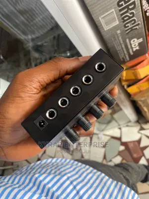Behringer Ha400 Headset Distributor