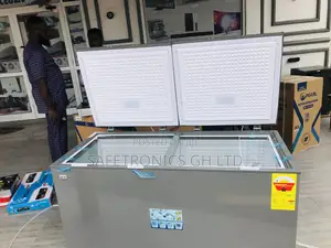 Adjustable New PCF-550 Pearl Chestfreezer Doubledoor Gray 