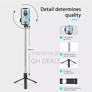 Wireless Bt Remote Fill Light Multifunc Tripod Portable Hand