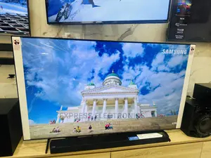 85au7172 UHD Smart Glossy Sleek Authentic Samsung Tv 