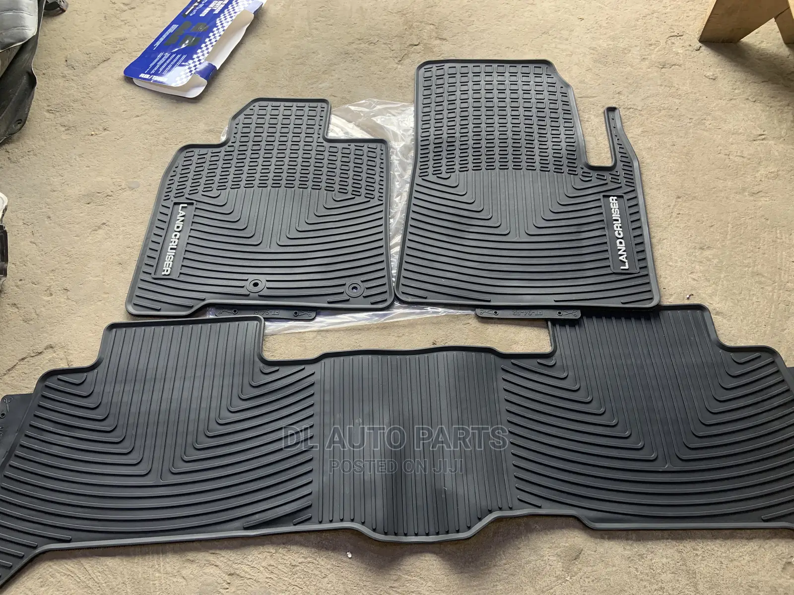 Landcruiser 08-23 Floor Mat