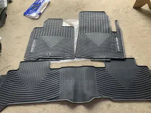 Landcruiser 08-23 Floor Mat