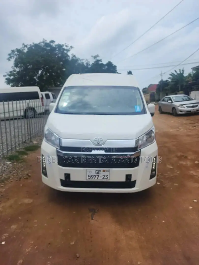 Toyota Hiace Bus 13 Seater for Rental Comes With Driver