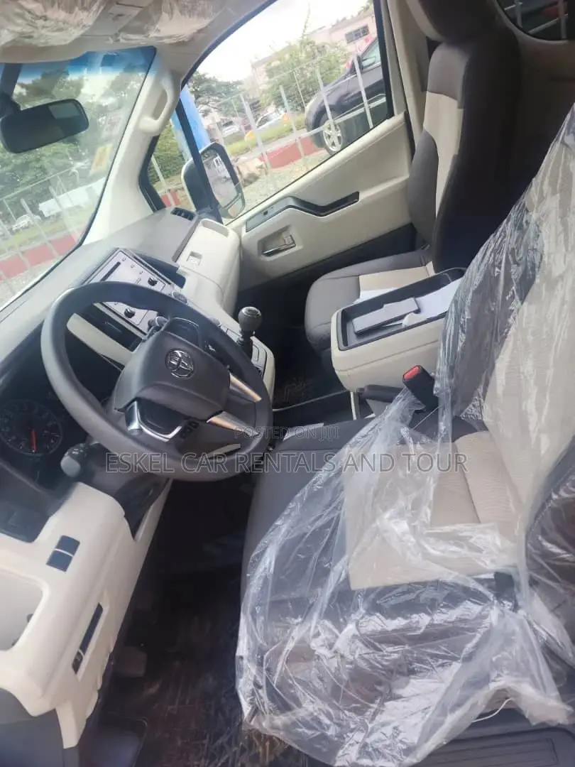 Toyota Hiace Bus 13 Seater for Rental Comes With Driver