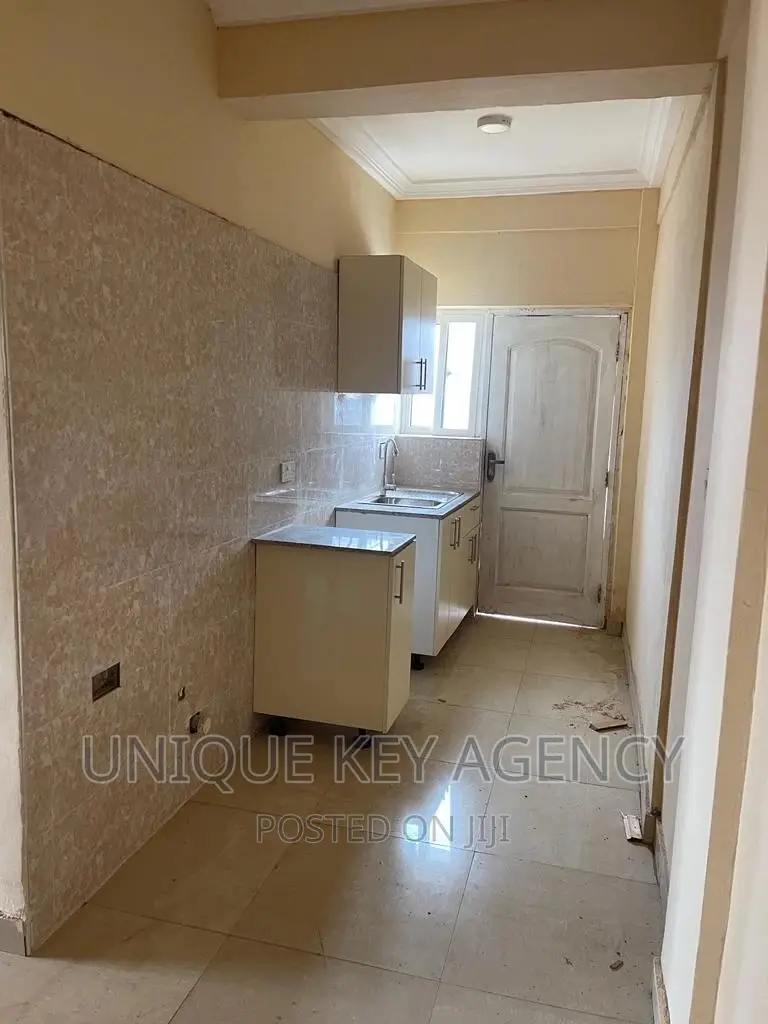 2bdrm Apartment in Unique Agency, Kwabenya for rent