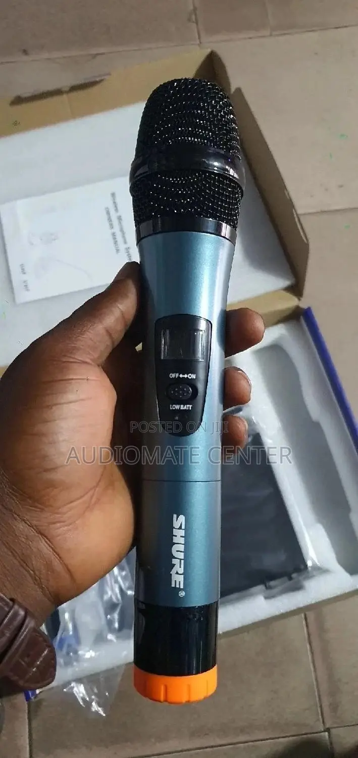 Shure Pro Microphone