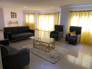 5bdrm House in Adjiriganor for rent