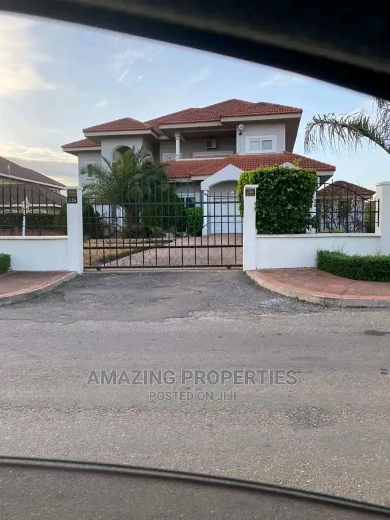 5bdrm House in Adjiriganor for rent