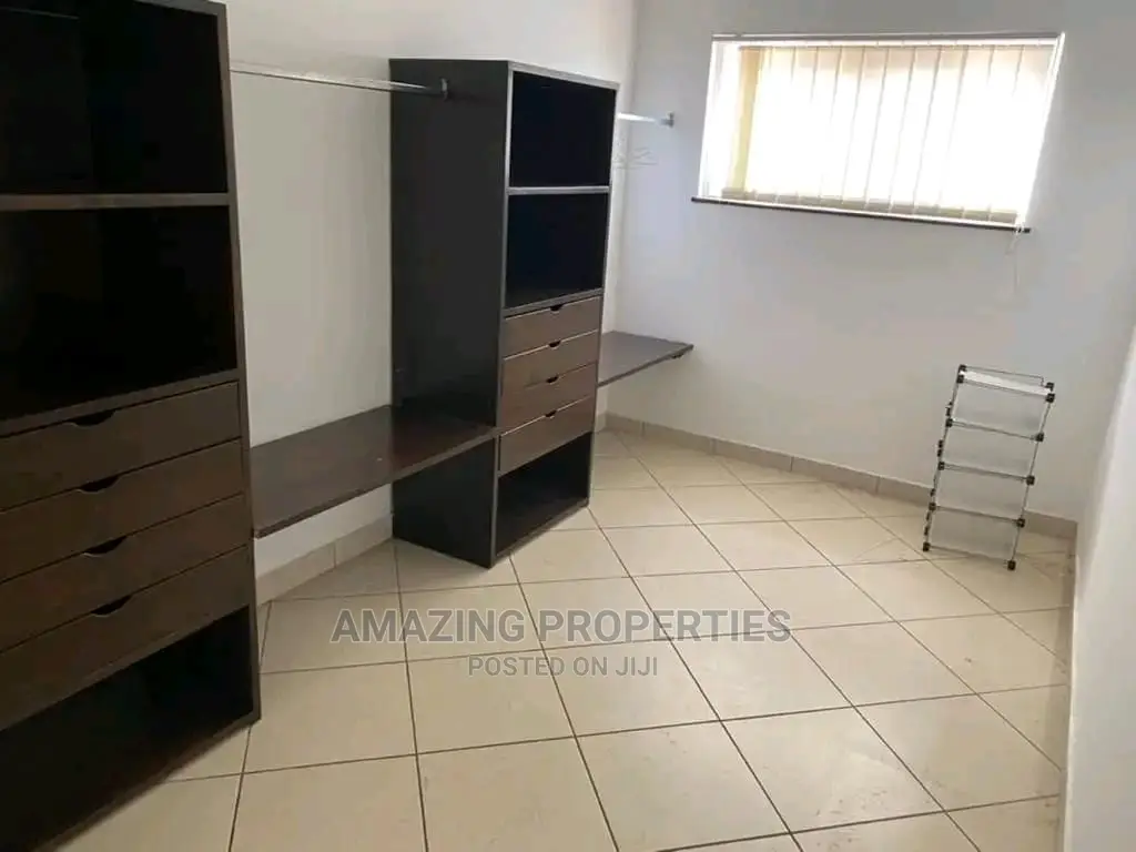 5bdrm House in Adjiriganor for rent